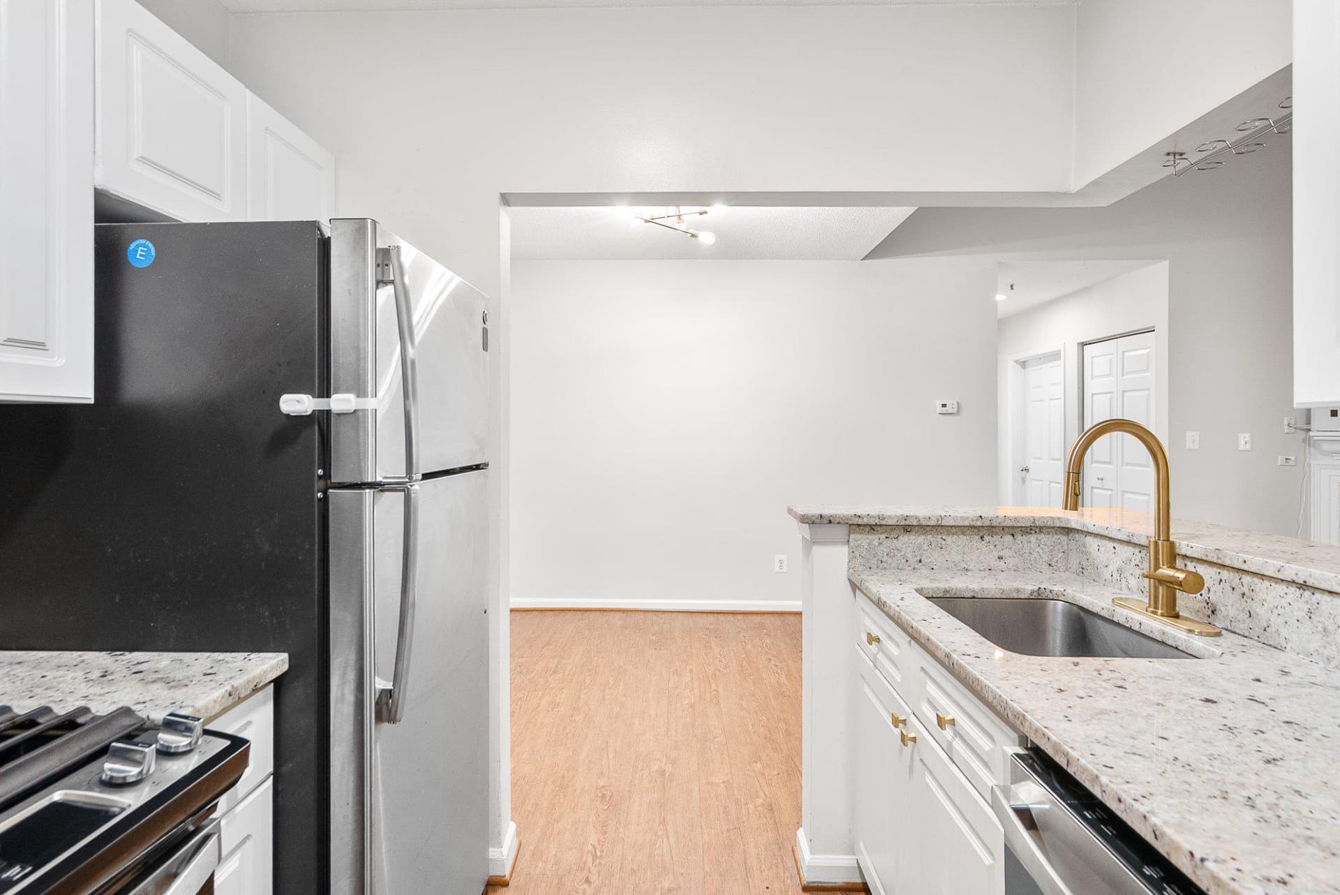 20322 Beechwood Terrace #301 photo 13