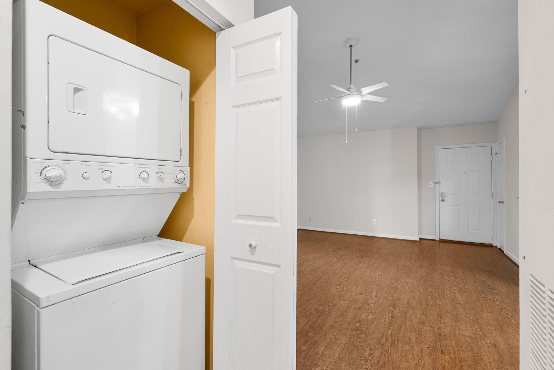 20322 Beechwood Terrace #301 photo 17