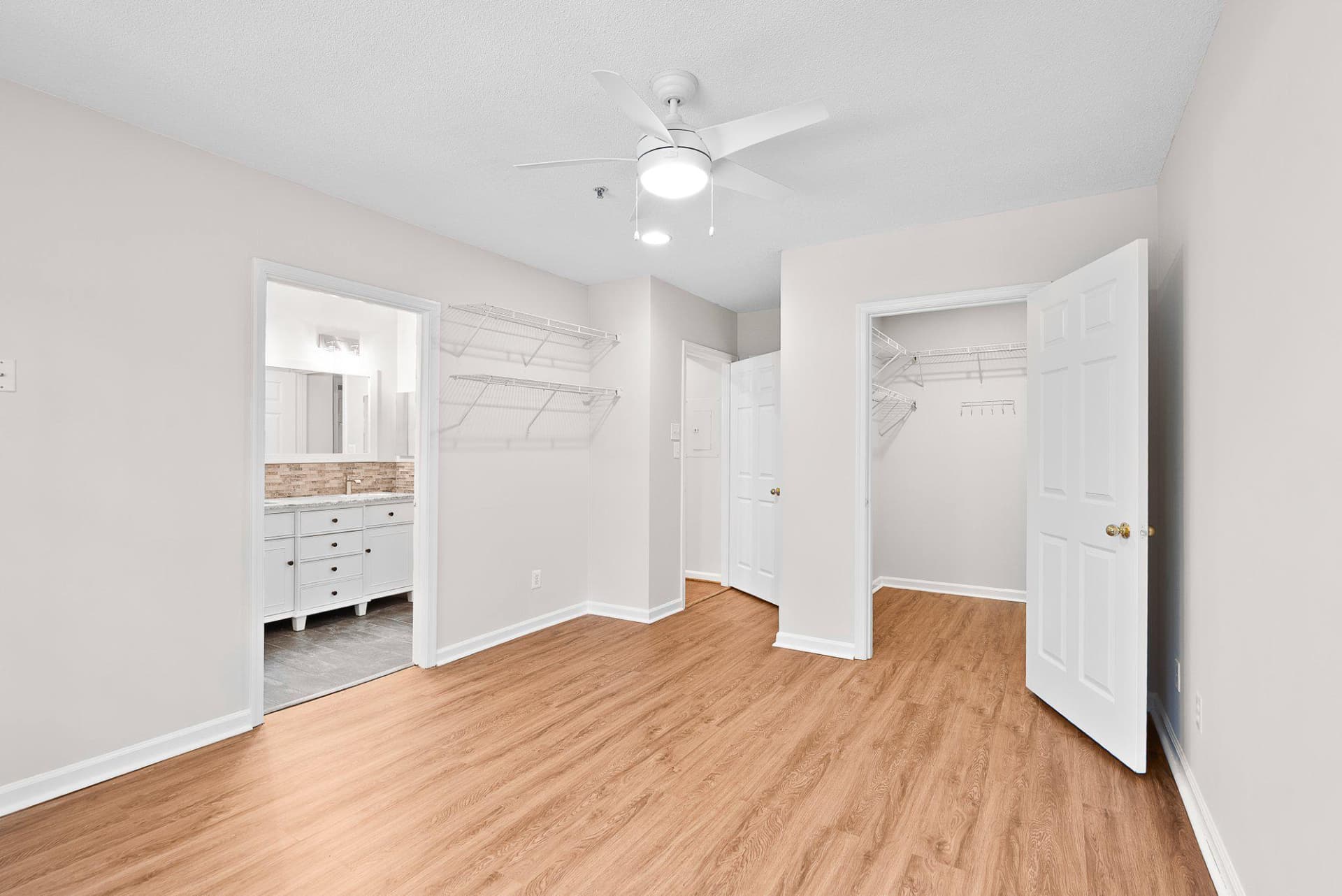 20322 Beechwood Terrace #301 photo 21