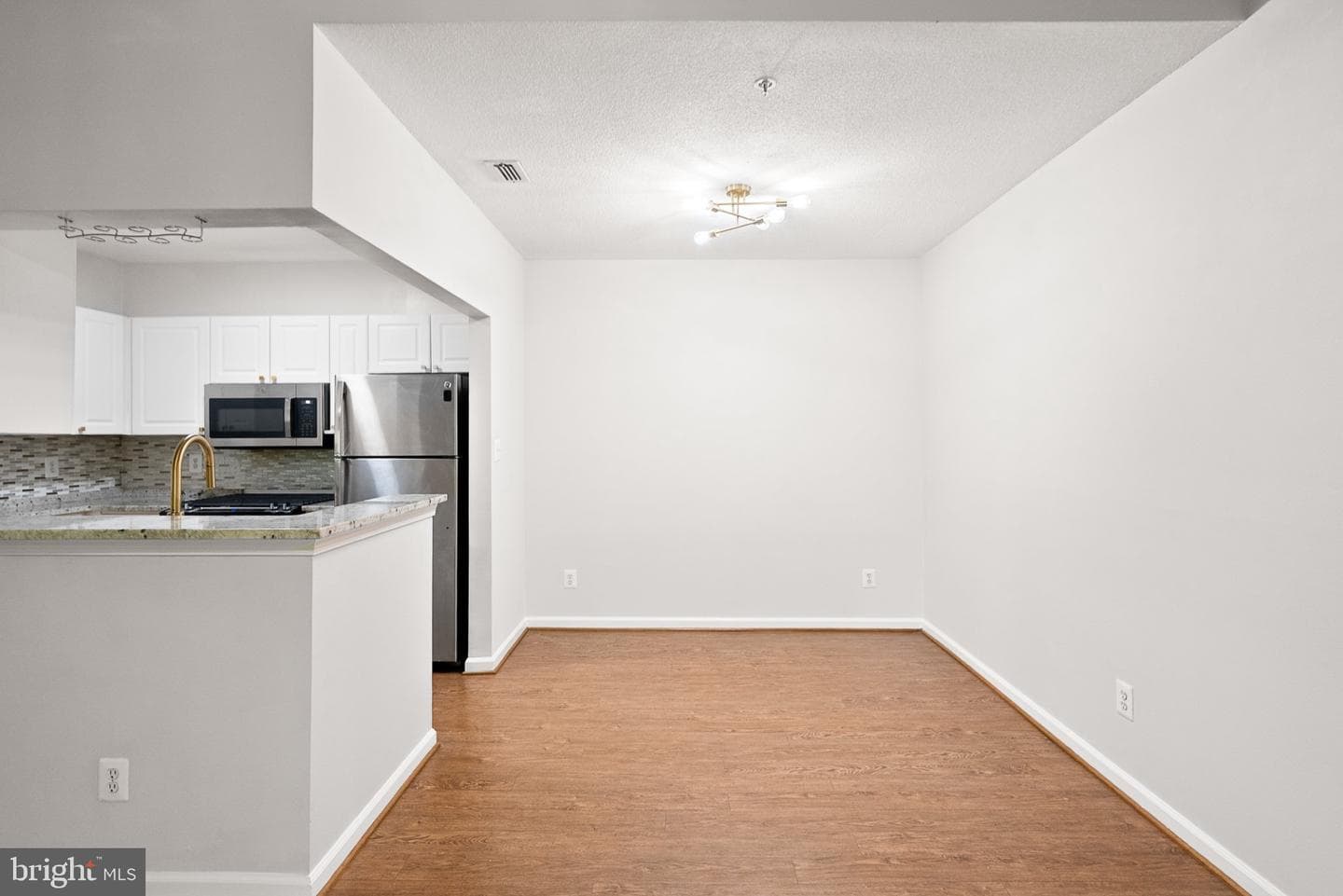 20322 Beechwood Terrace #301 photo 8