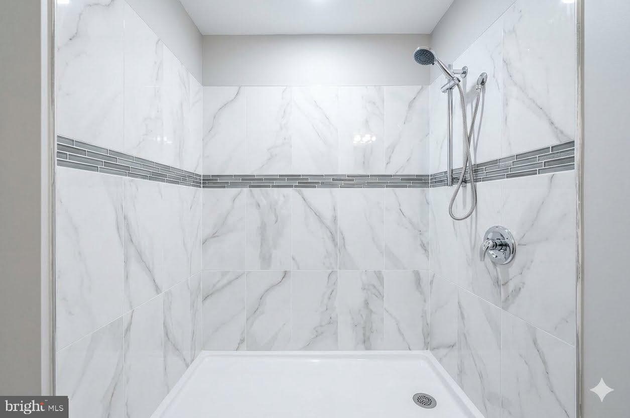 20290 Beechwood Terrace #103 photo 9