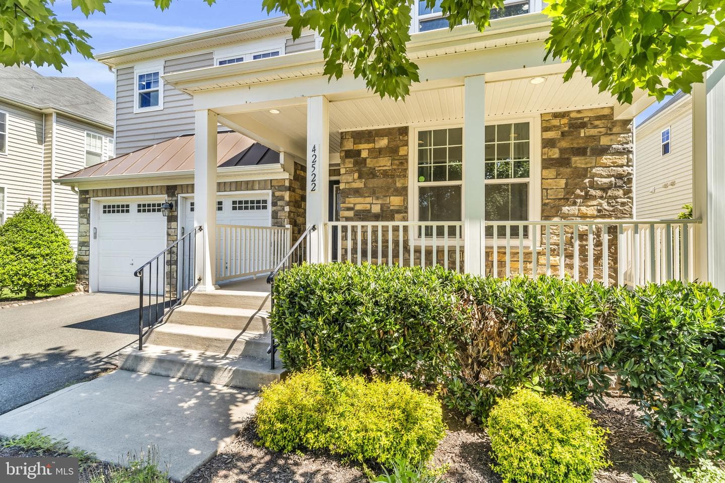42522 Stratford Drive photo 3