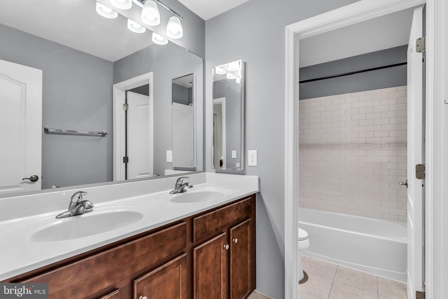 42522 Stratford Drive photo 38