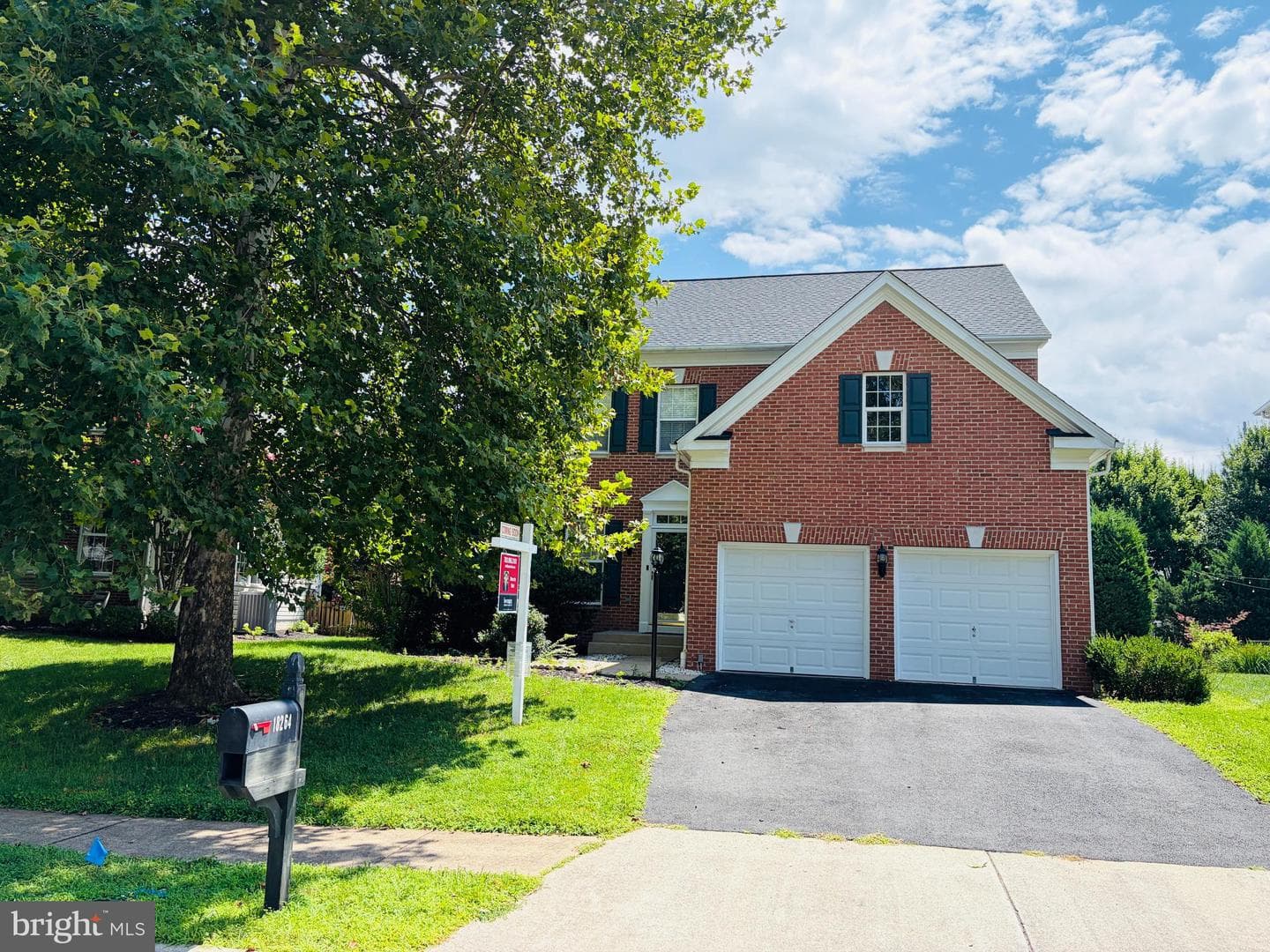 18264 Oak Lake Court photo 1