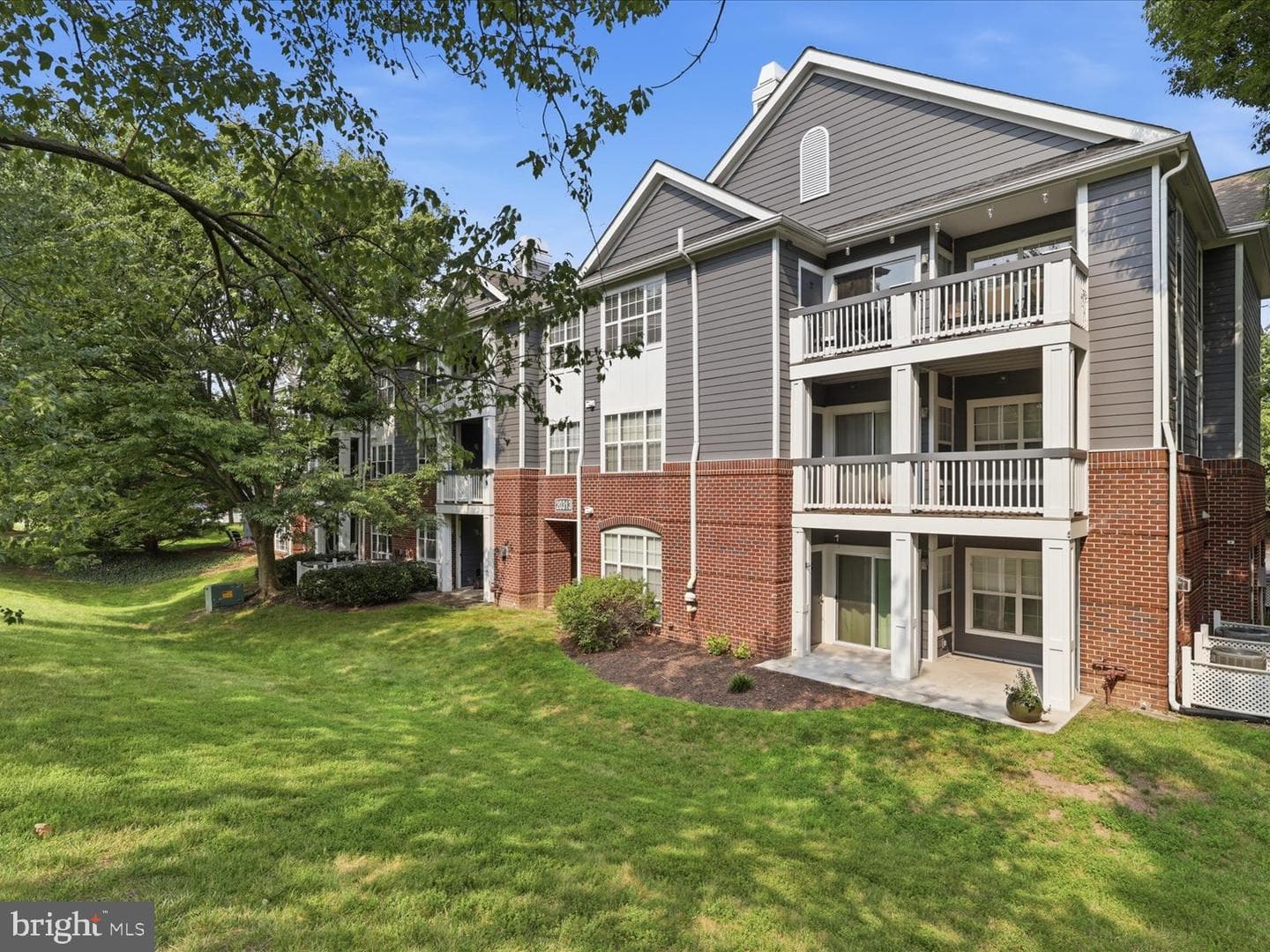 20313 Beechwood Terrace #101 photo 1