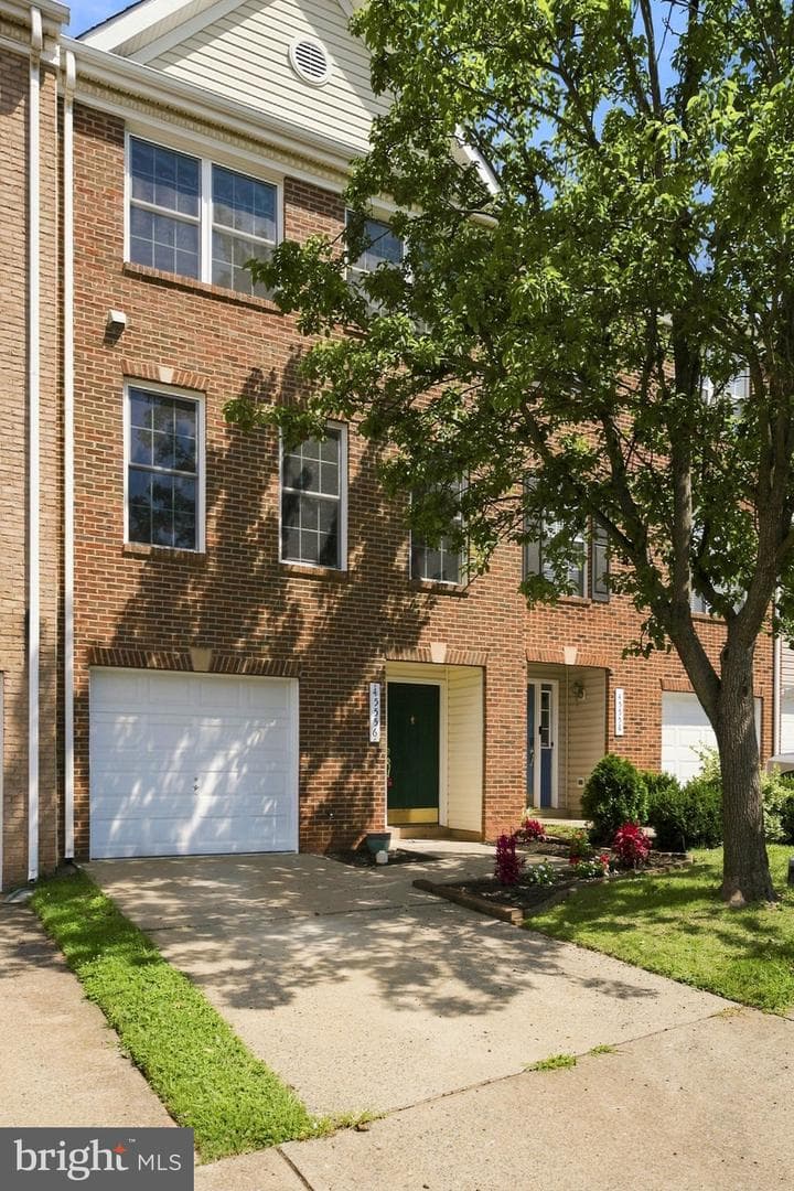 45556 Lake Haven Terrace photo 1