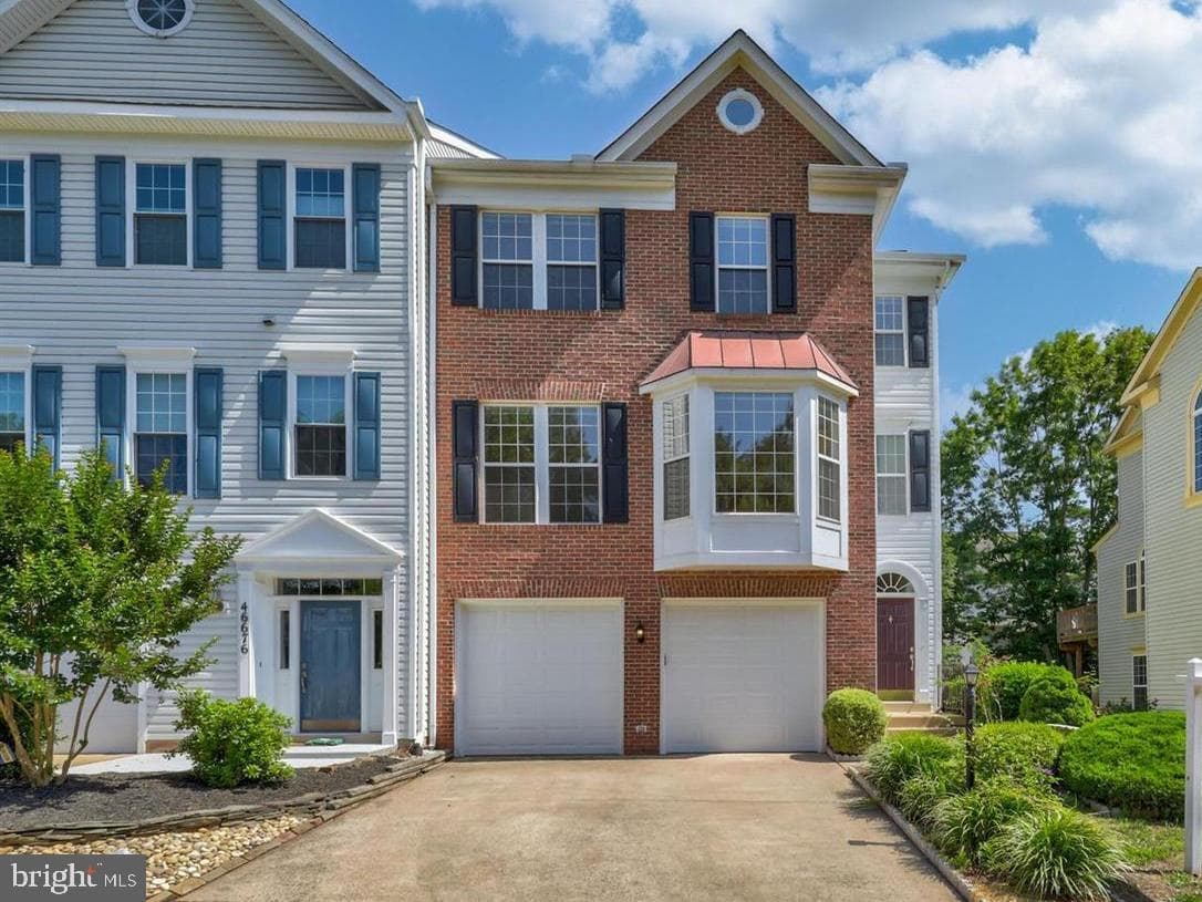 46678 Abigail Terrace photo 1