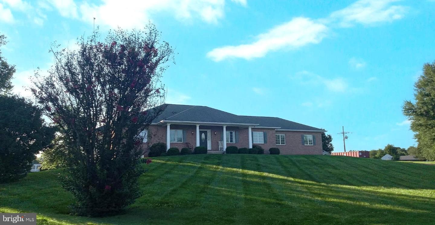 16521 Hampton Road photo 1