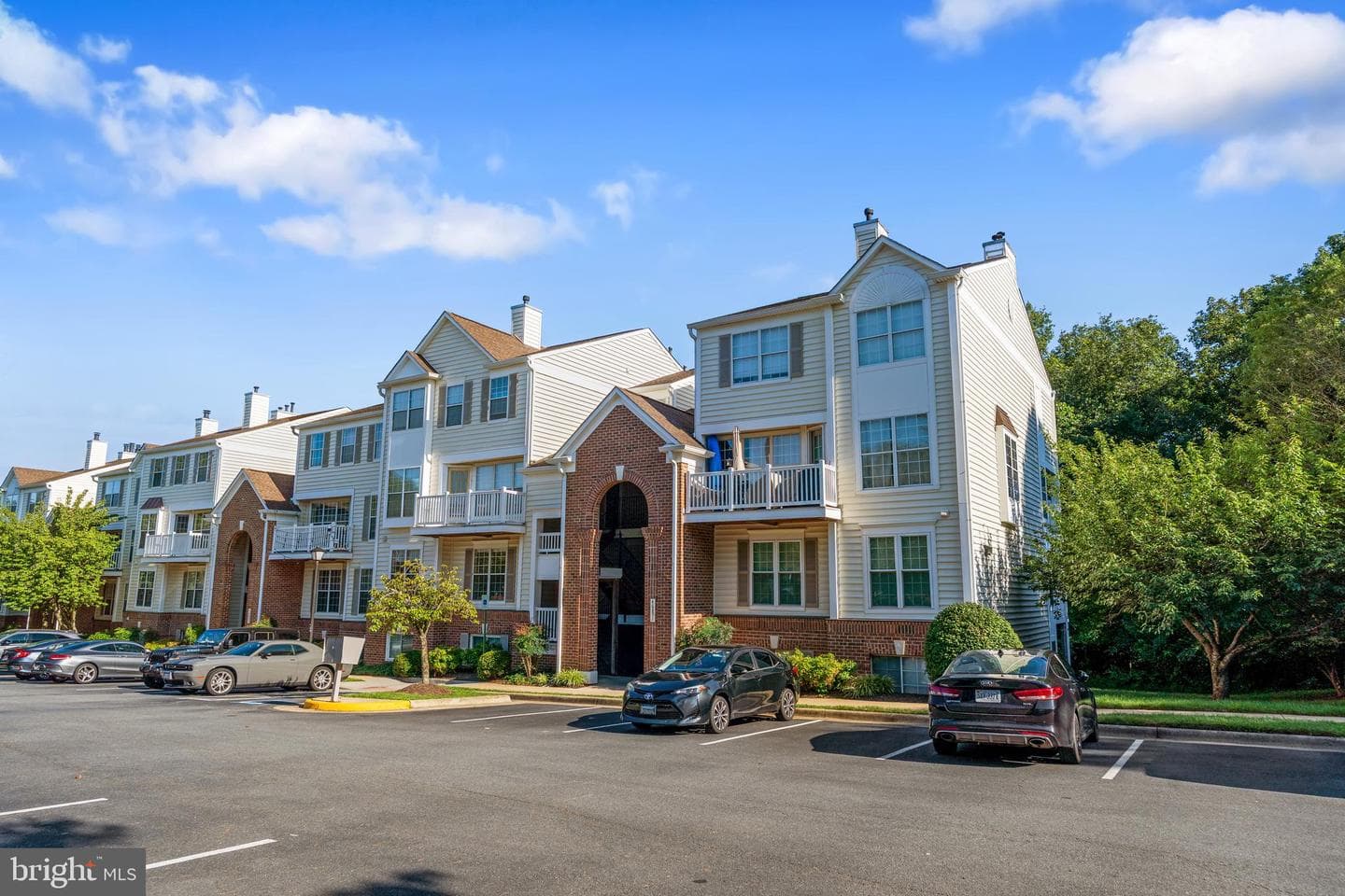 46891 Eaton Terrace #200 photo 1