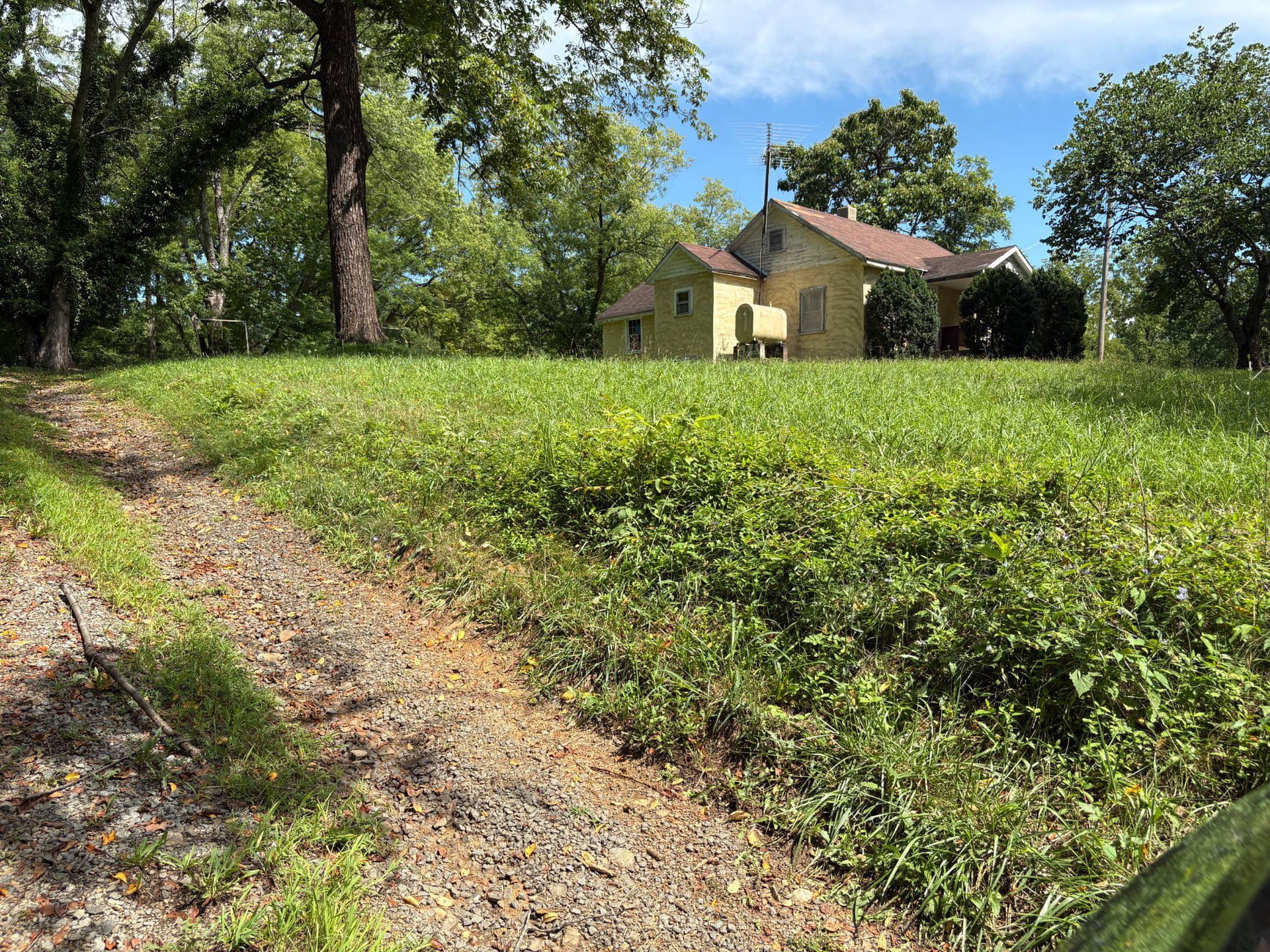 40114 Braddock Road photo 1