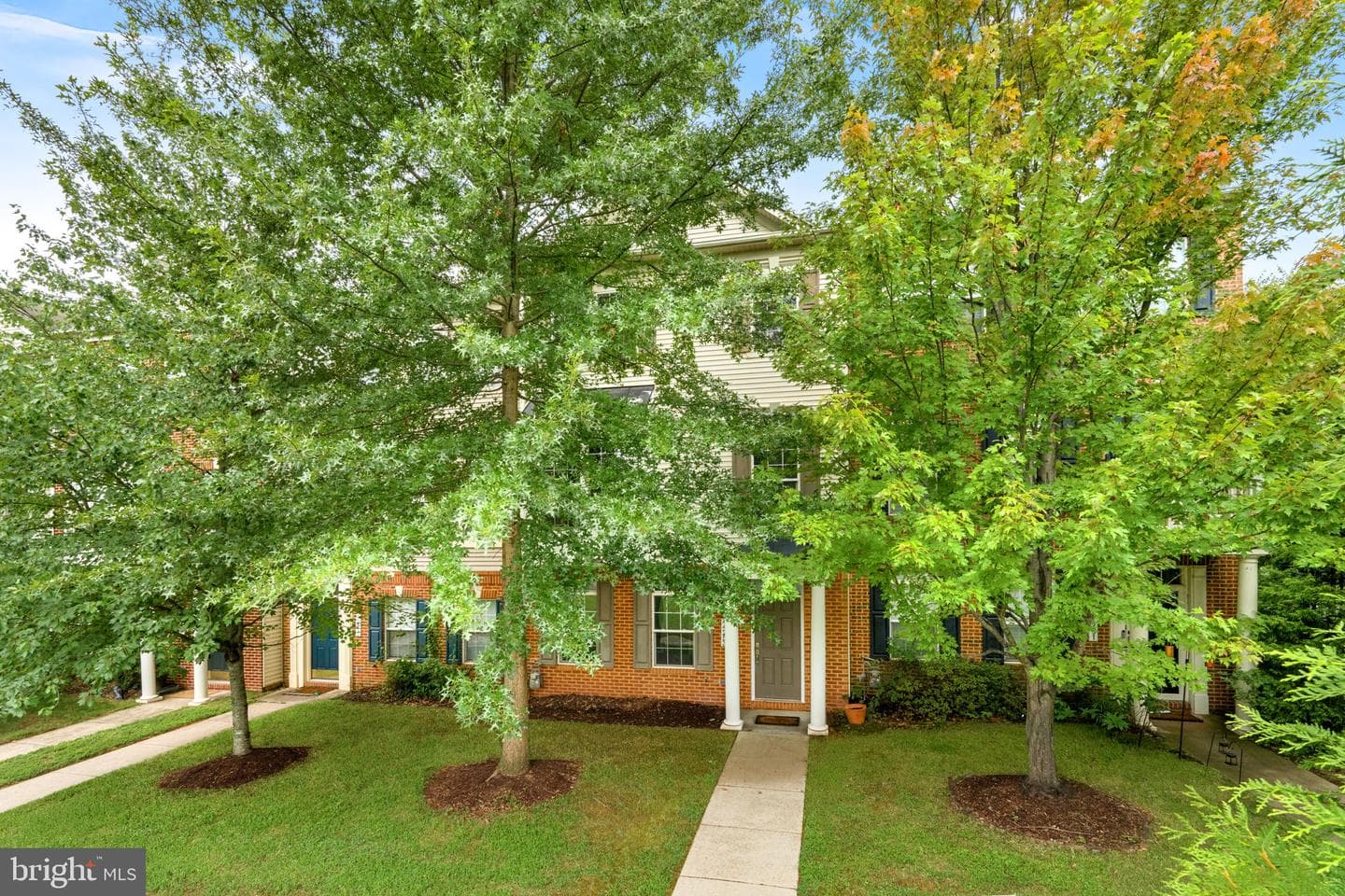 44253 Huron Terrace photo 1