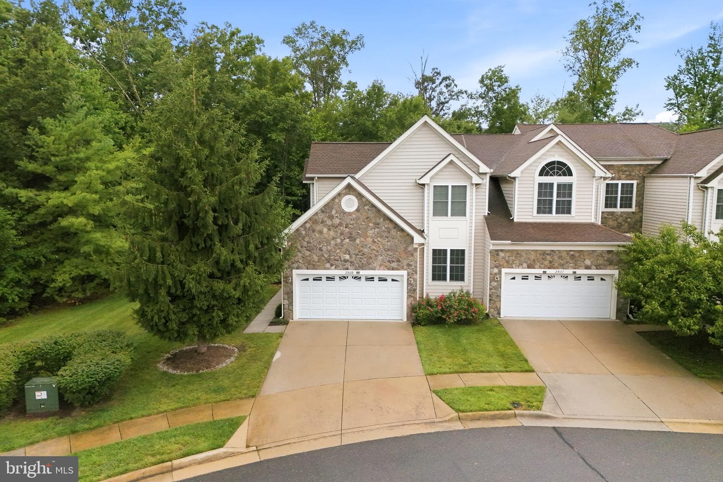 25189 Fortitude Terrace photo 1
