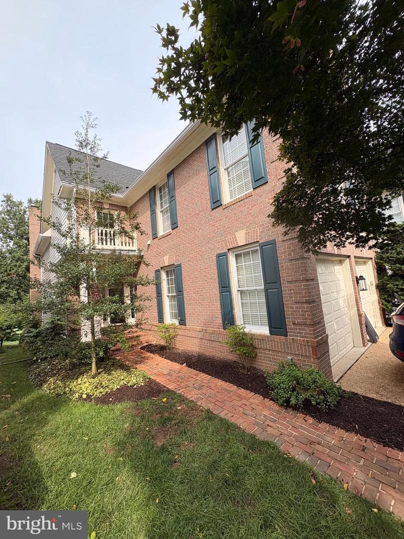 20251 Water Mark Place photo 1
