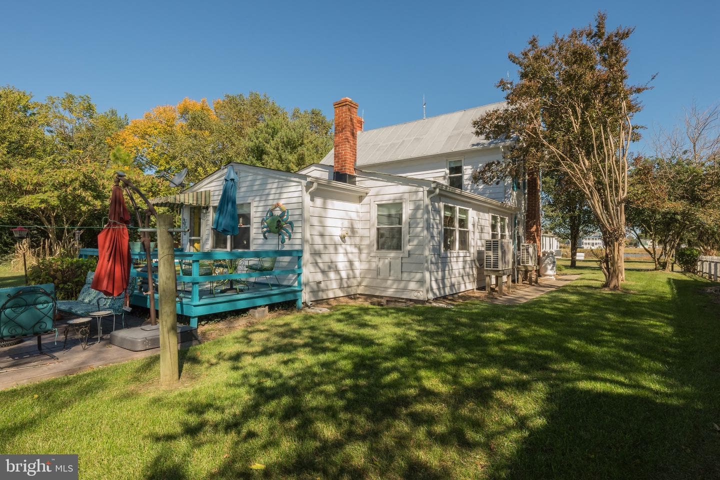 52 Riverside Drive photo 37