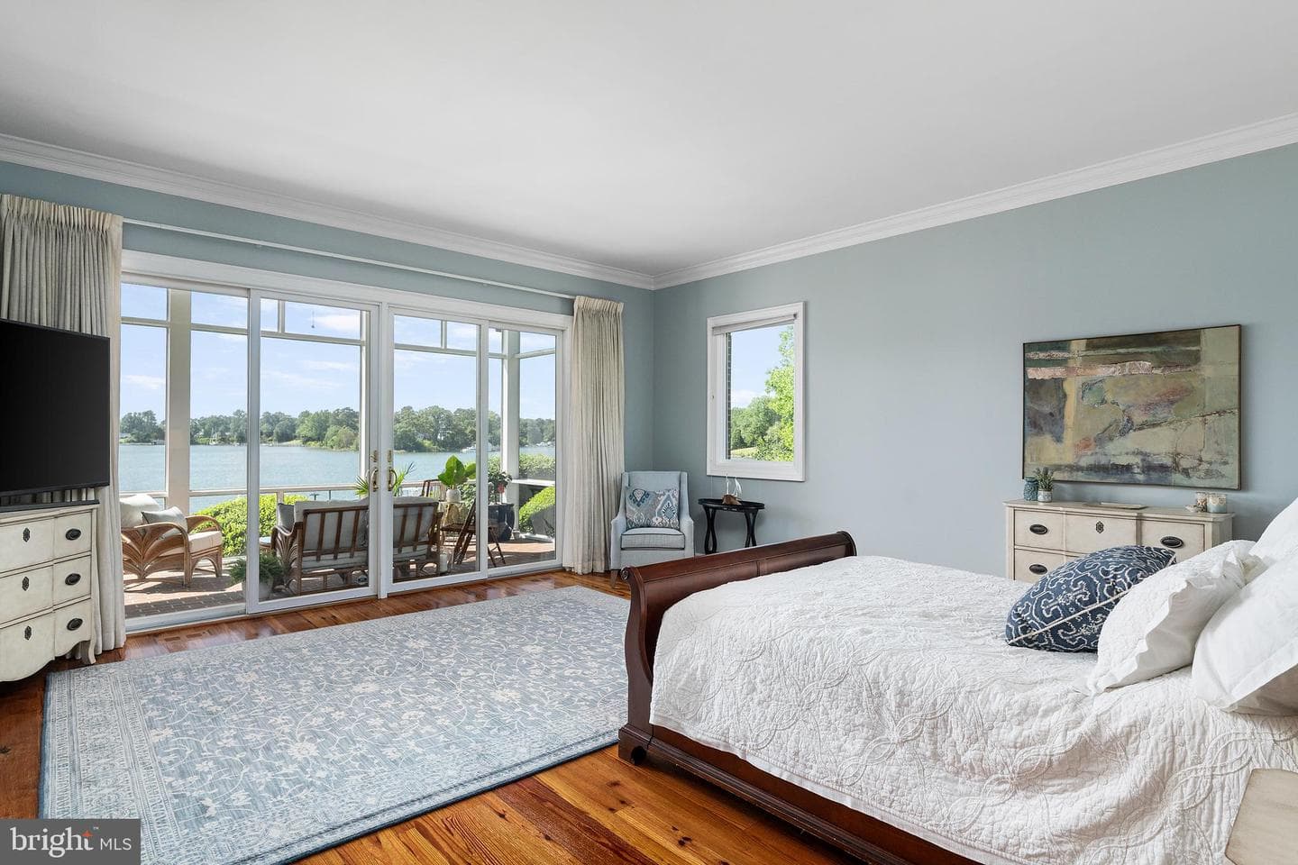 125 Oyster Point photo 30