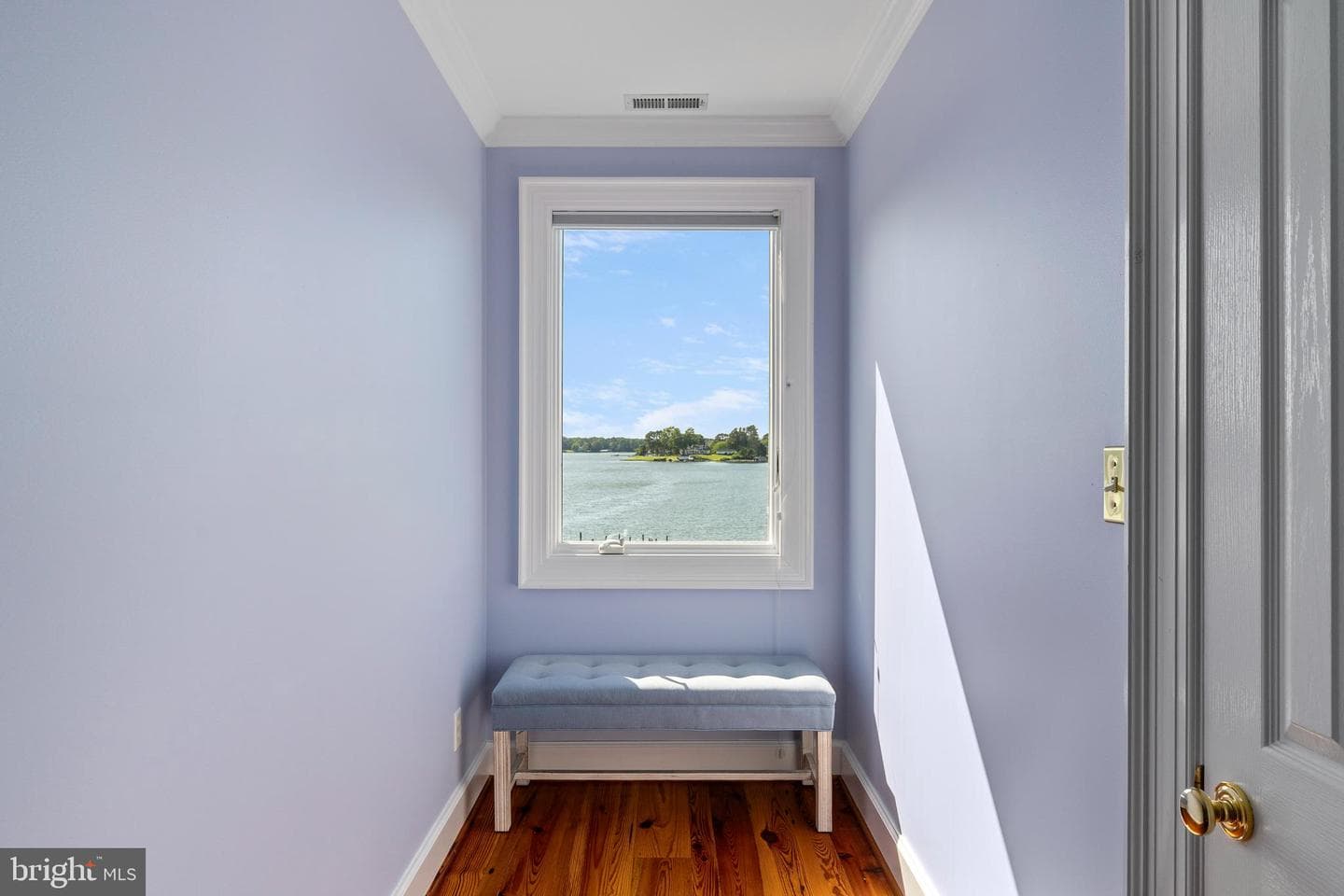 125 Oyster Point photo 40
