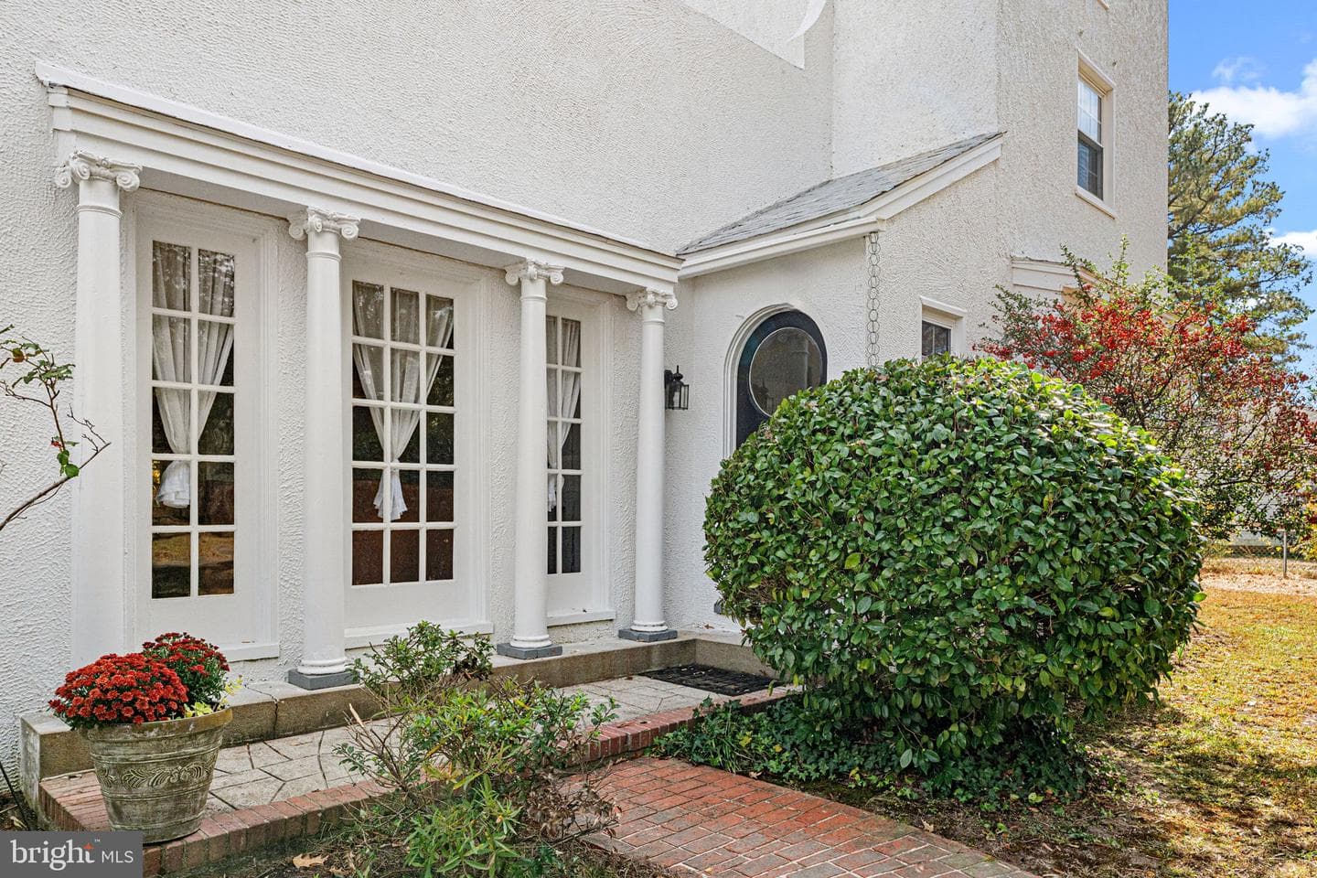 171 Beach Road photo 32