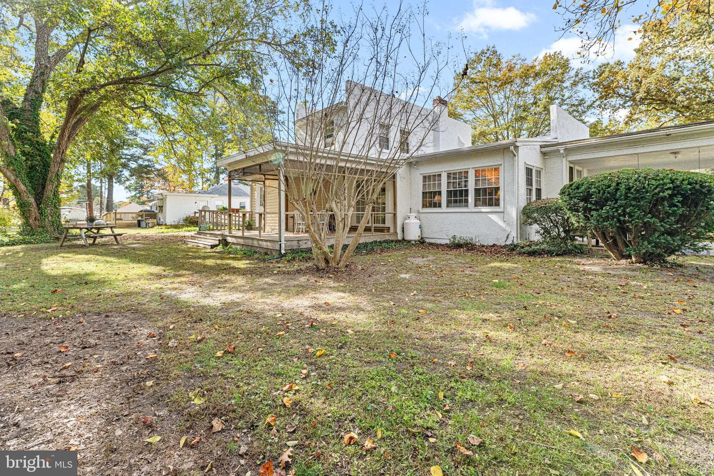 171 Beach Road photo 35