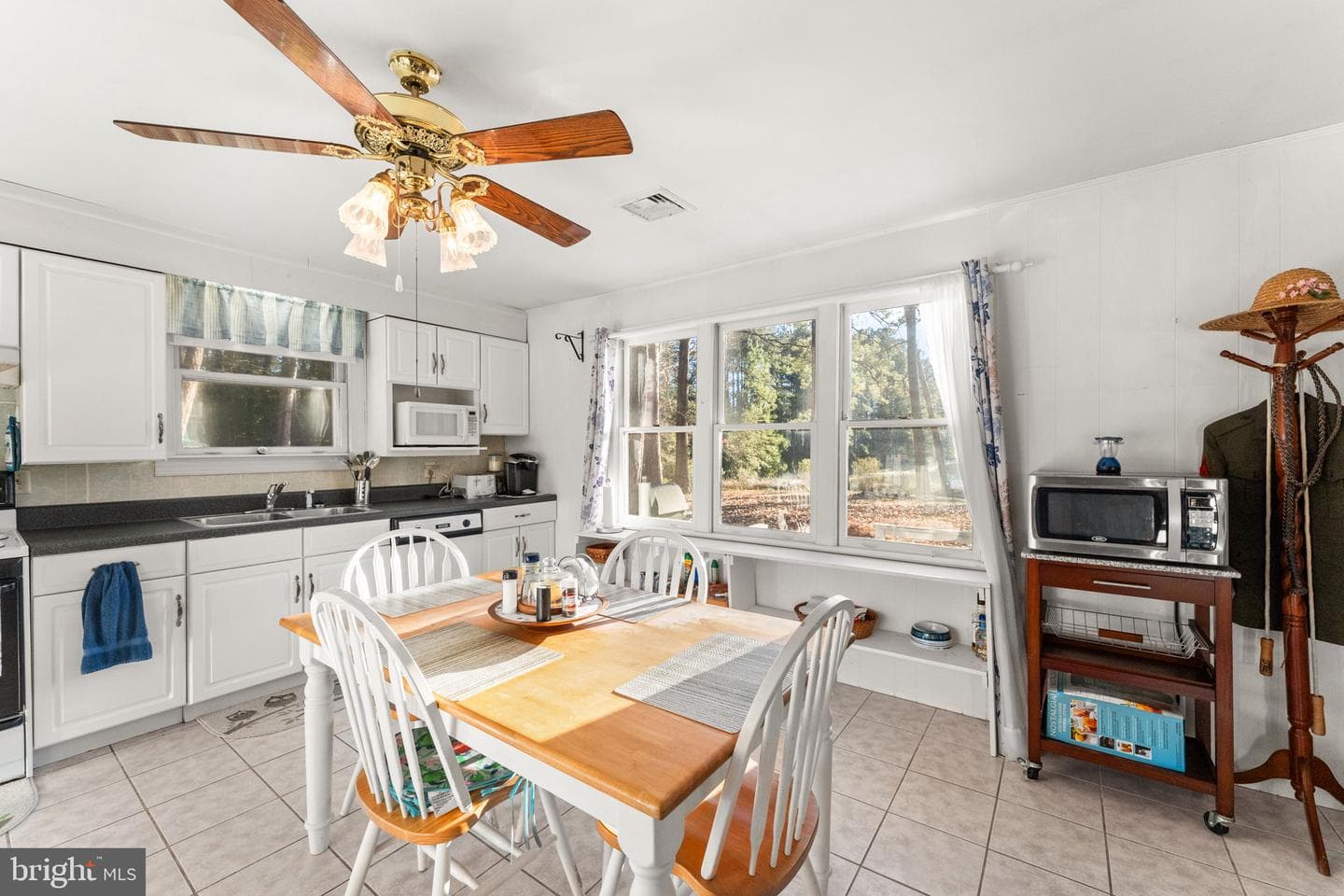 792 Oak Hill Road photo 9