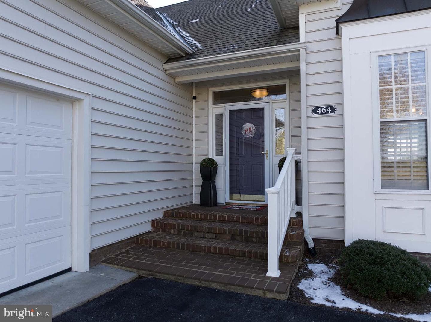 464 Middle Gate photo 5