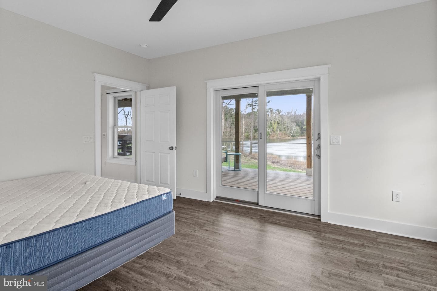 780 Greenvale Road photo 11