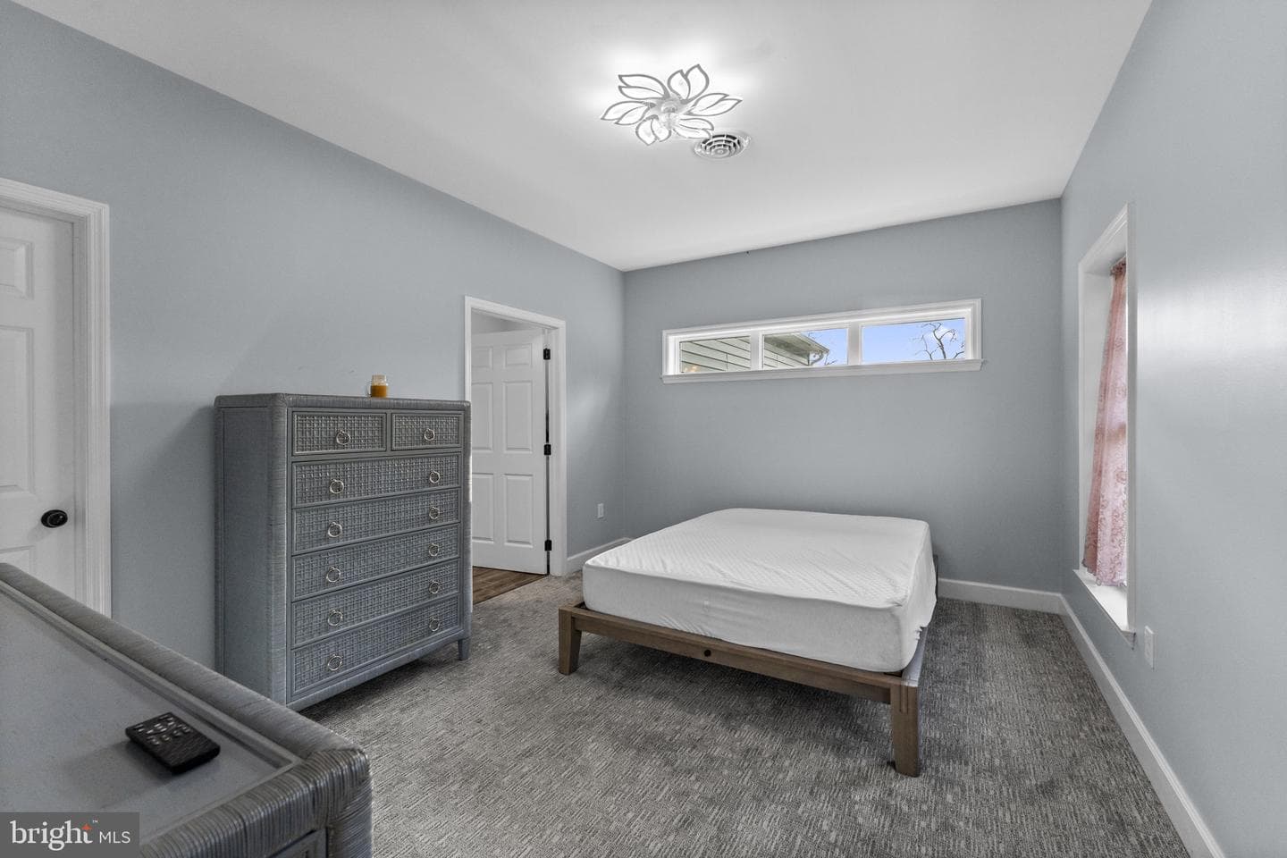 780 Greenvale Road photo 33