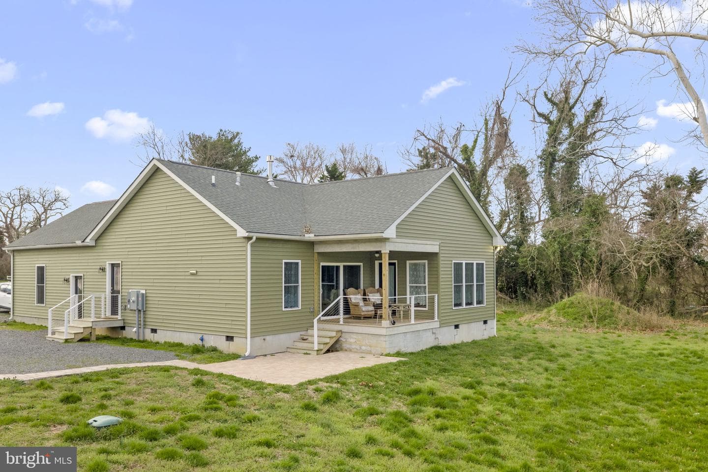 780 Greenvale Road photo 40