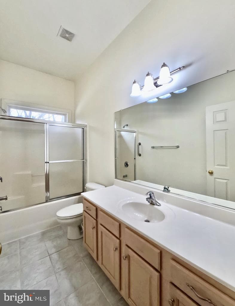 147 Sir Guy Drive photo 22