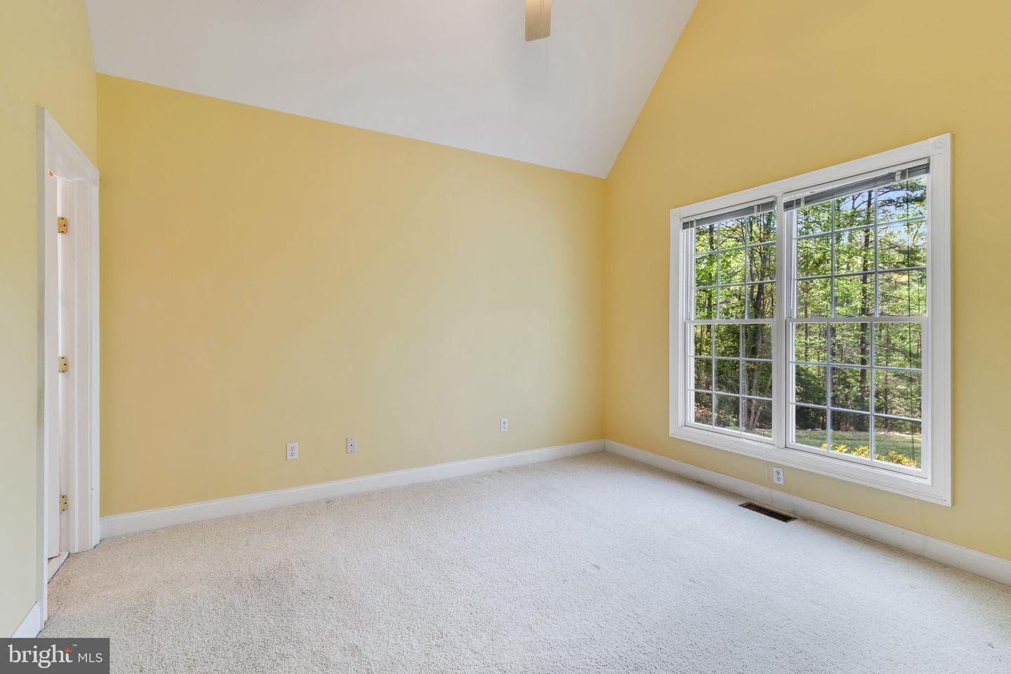 51 Grand Villa Drive photo 10
