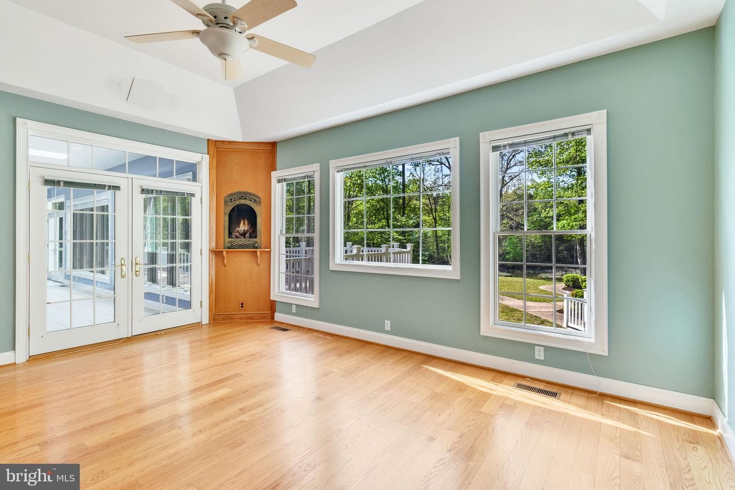 51 Grand Villa Drive photo 24
