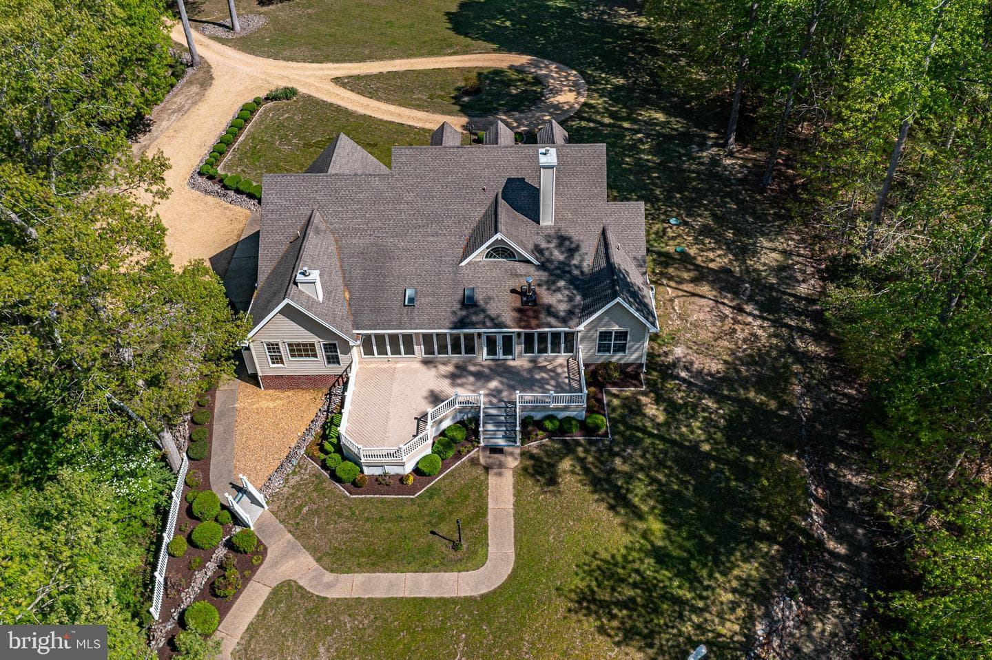 51 Grand Villa Drive photo 31