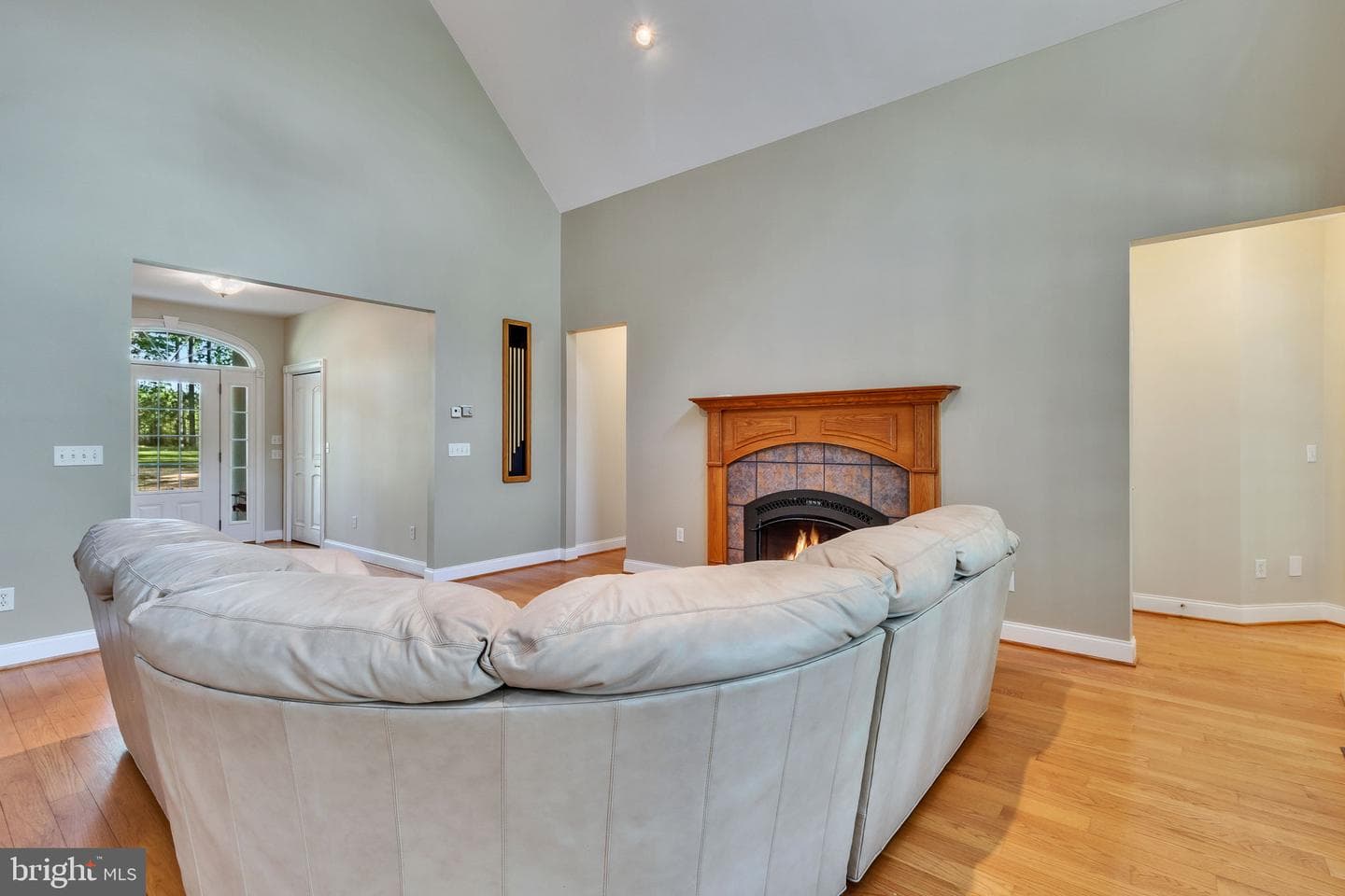 51 Grand Villa Drive photo 8