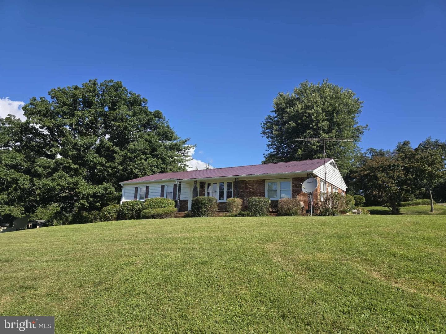 177 Church Hill Road photo 2