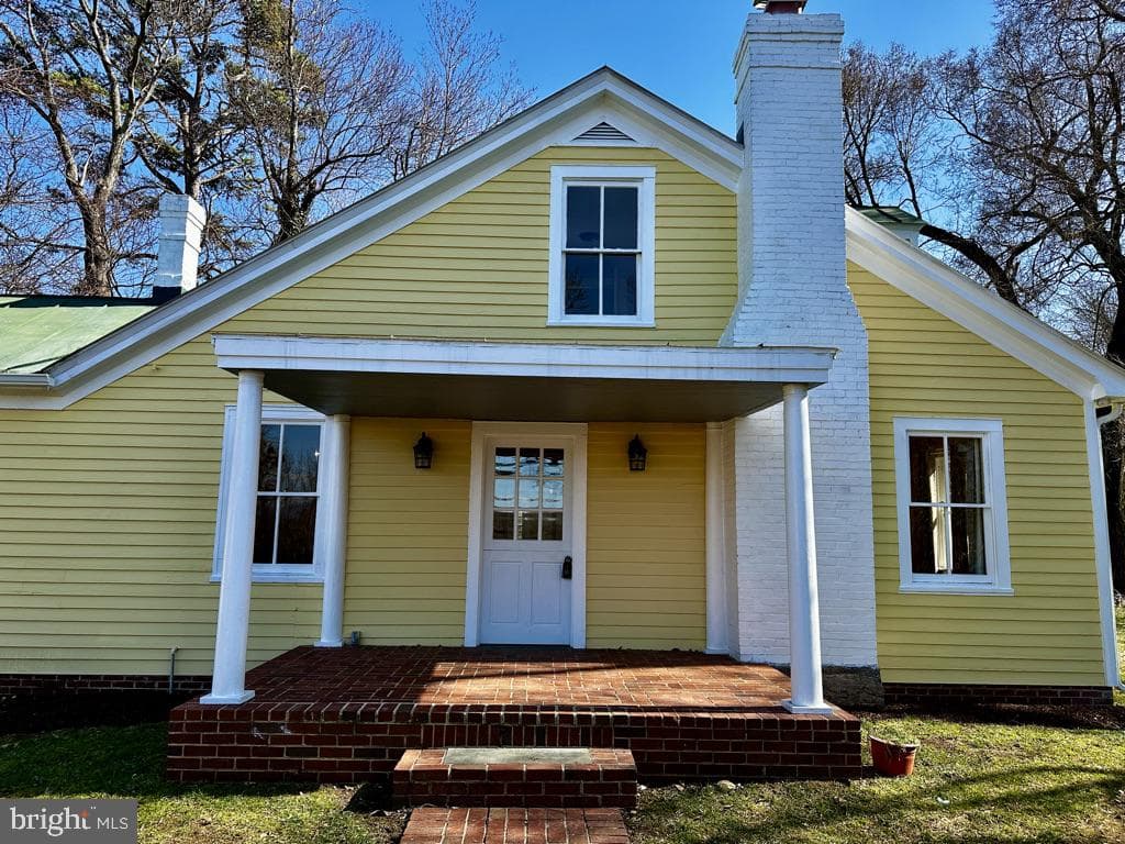 2331 Orange Road photo 4