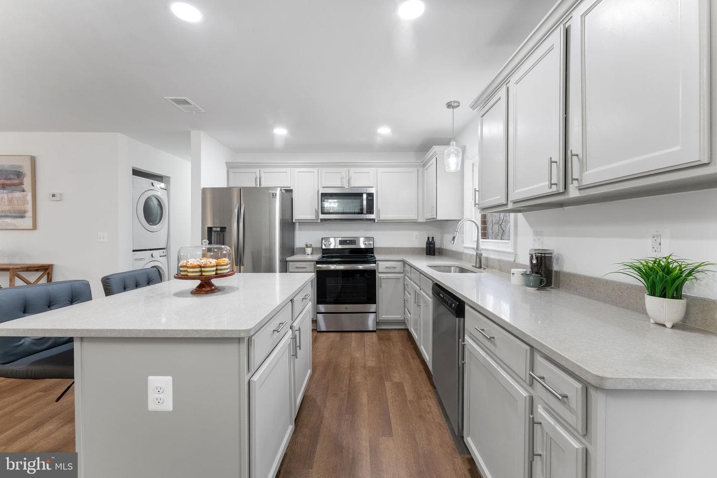 2196 Meander Run Road photo 3