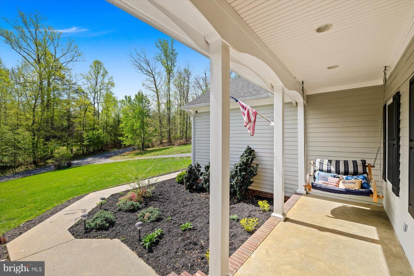 279 Carriage Lane photo 51