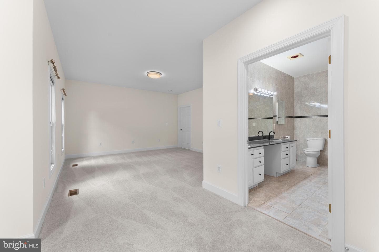 7380 W Hoover Road photo 33