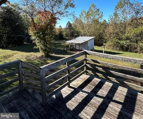 296 Goods Lane photo 13