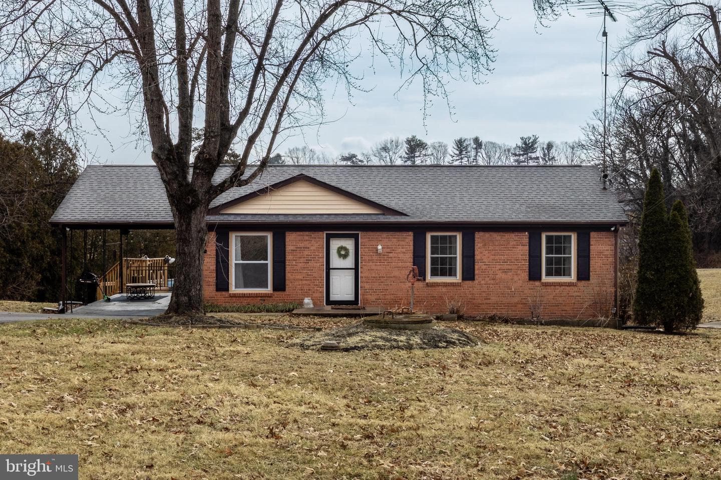 84 Clore Road photo 2