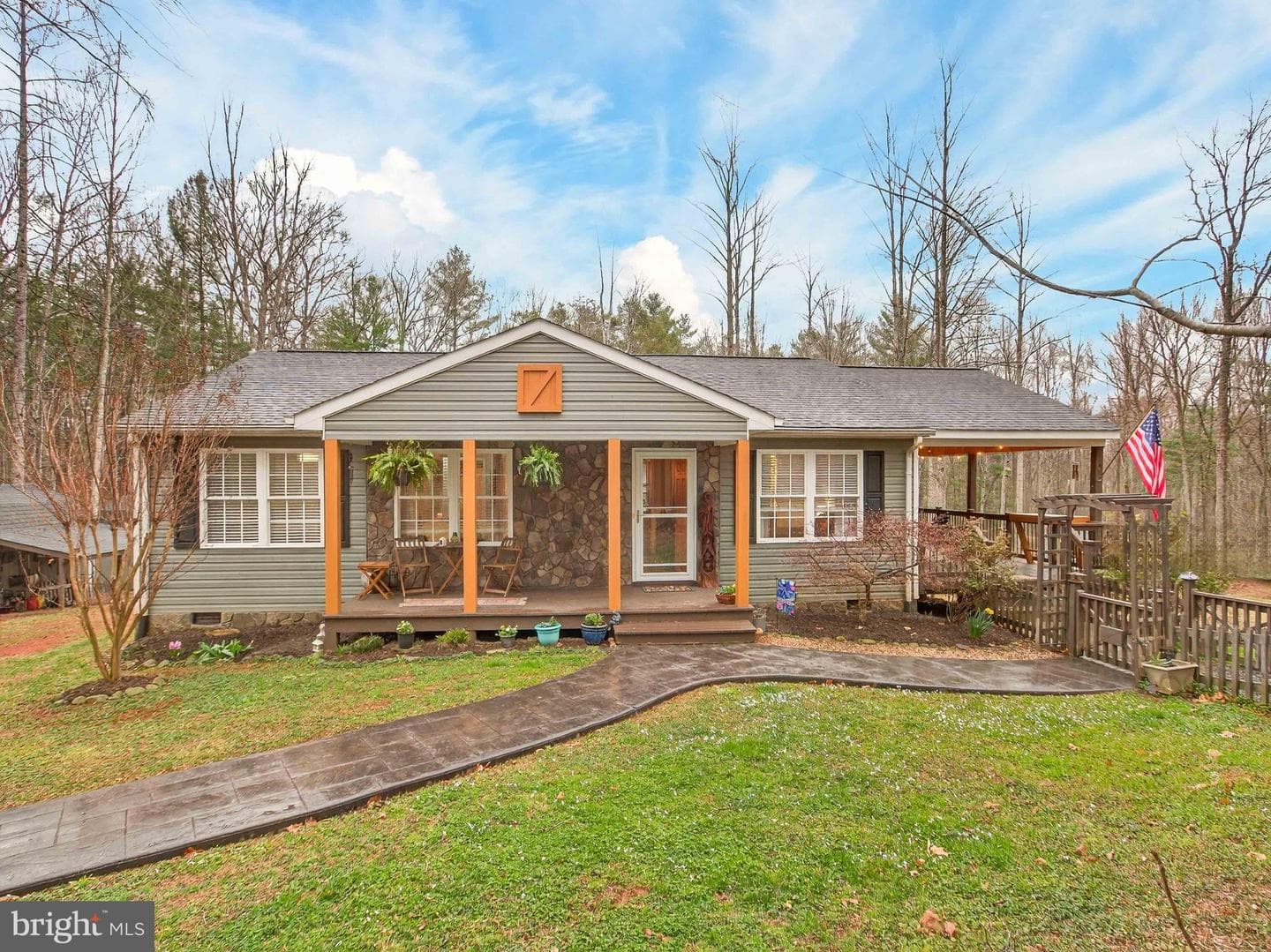 2586 W Hoover Road photo 2