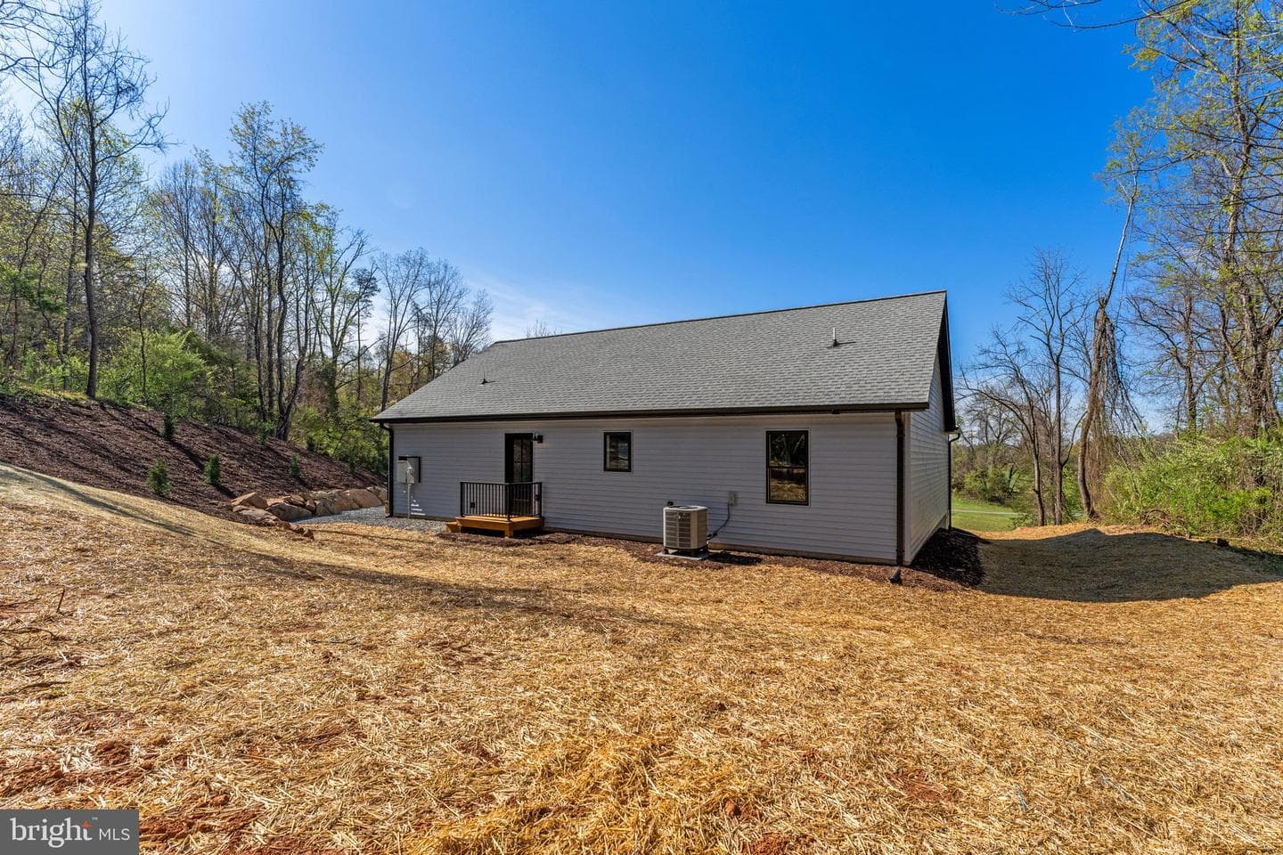 1787 Thoroughfare Road photo 49