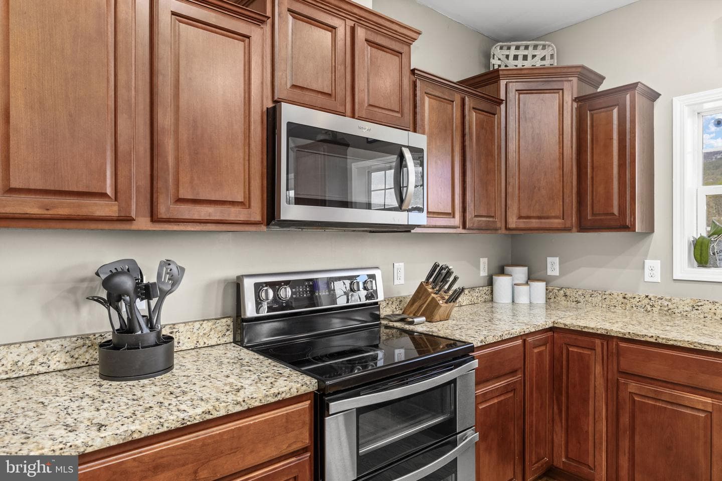 3063 Etlan Road photo 11