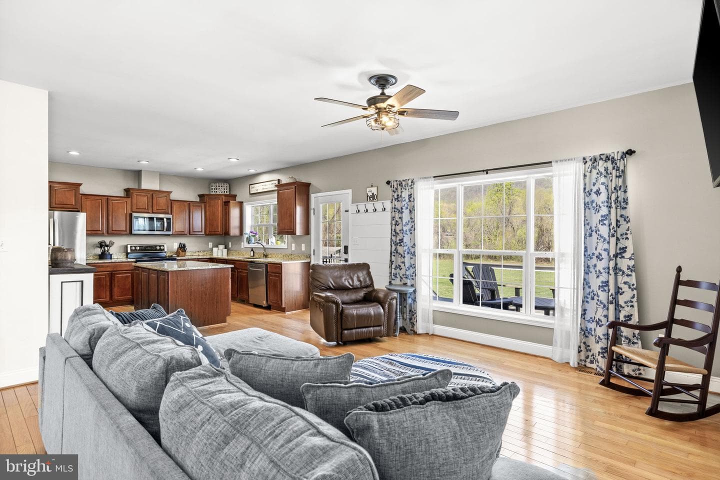 3063 Etlan Road photo 14
