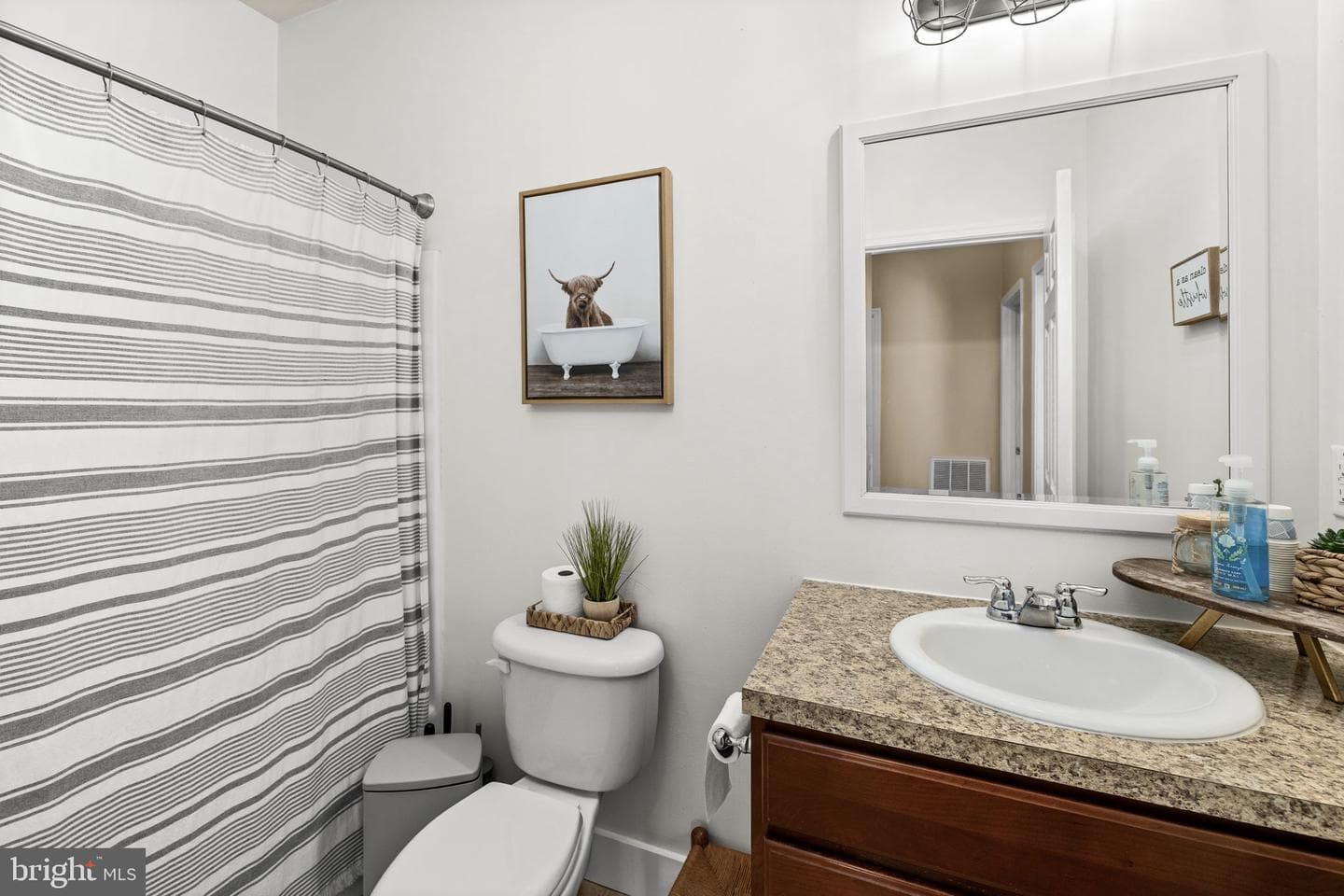 3063 Etlan Road photo 24