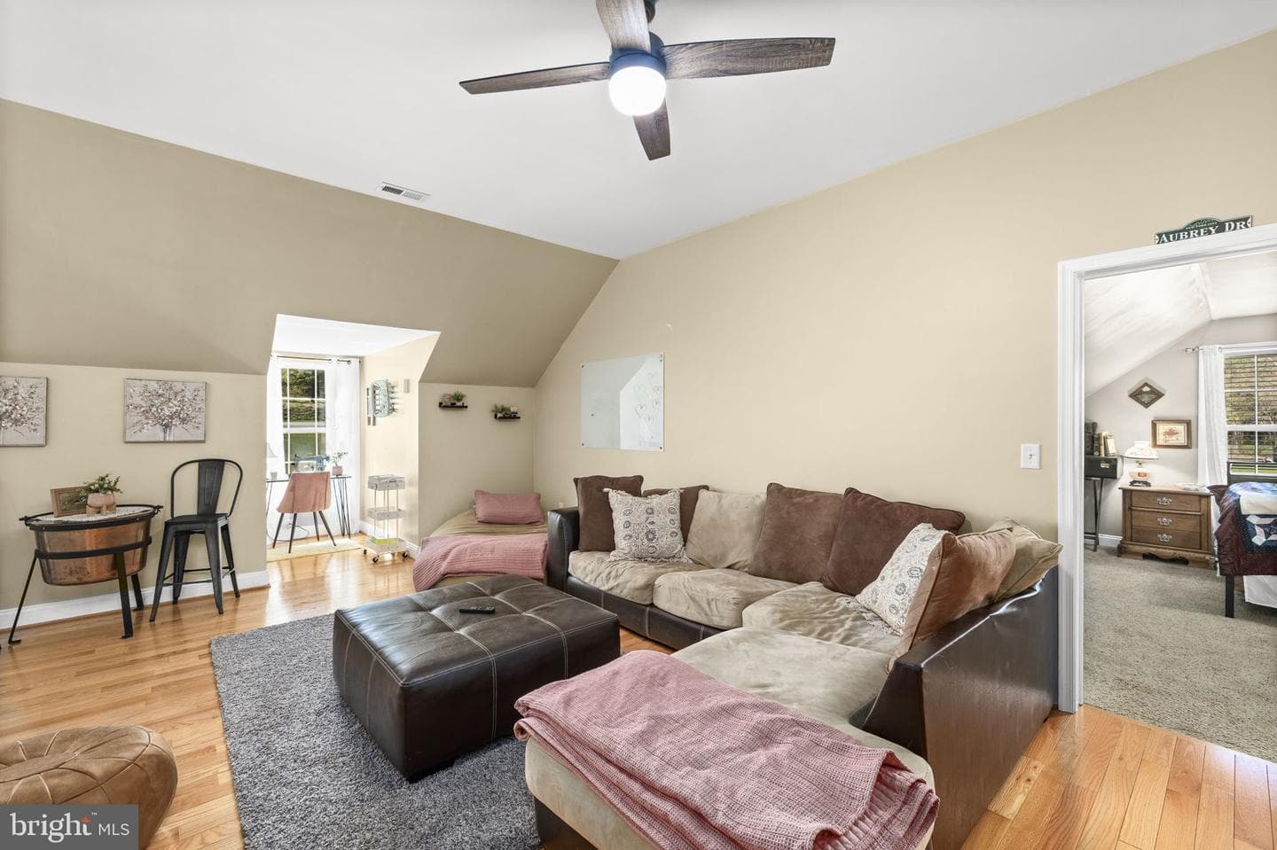 3063 Etlan Road photo 32
