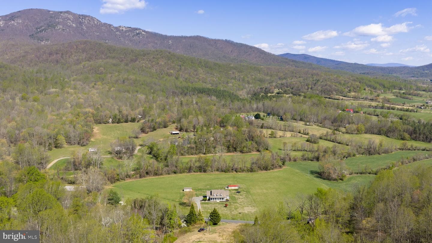 3063 Etlan Road photo 40