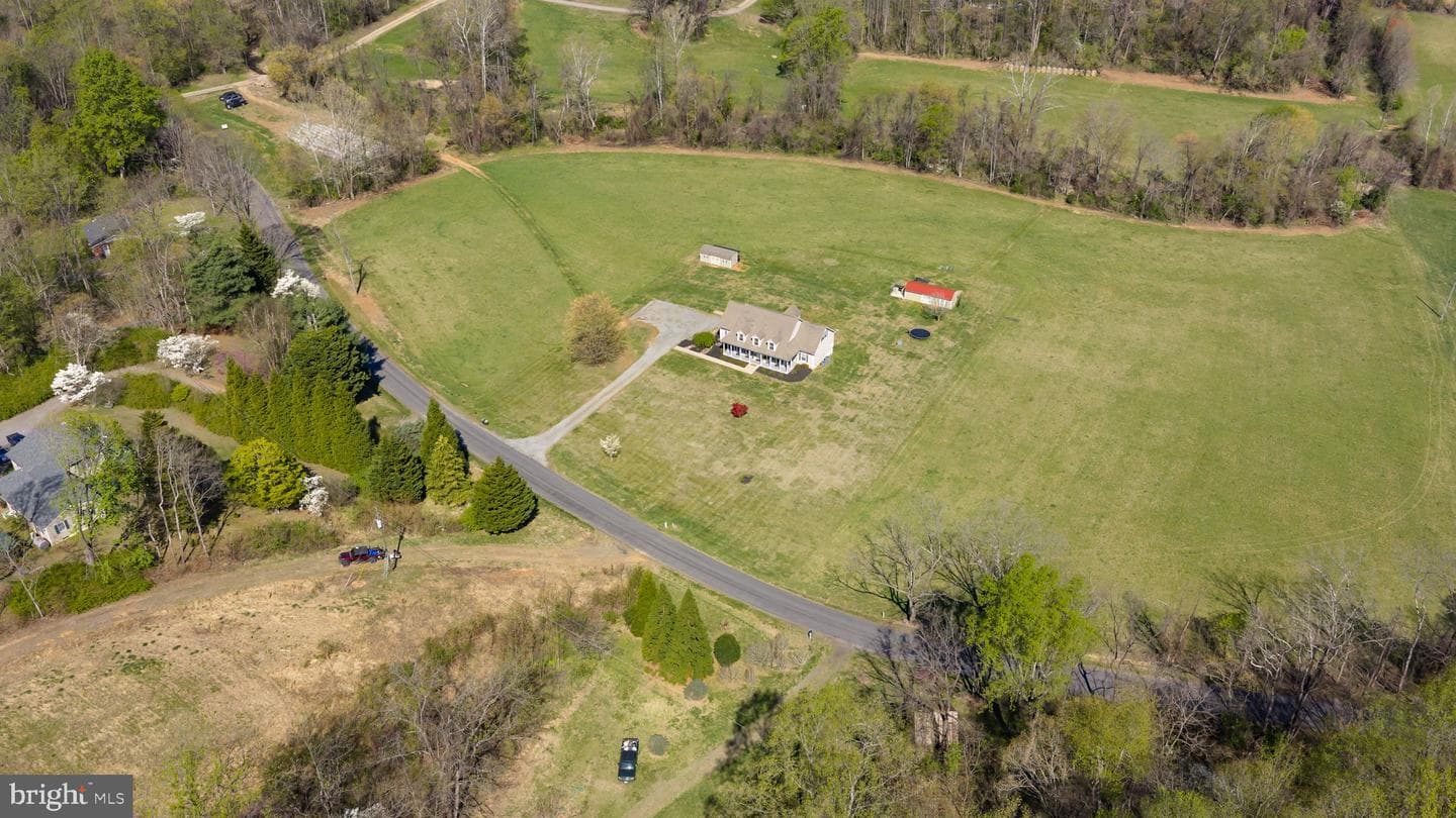 3063 Etlan Road photo 43