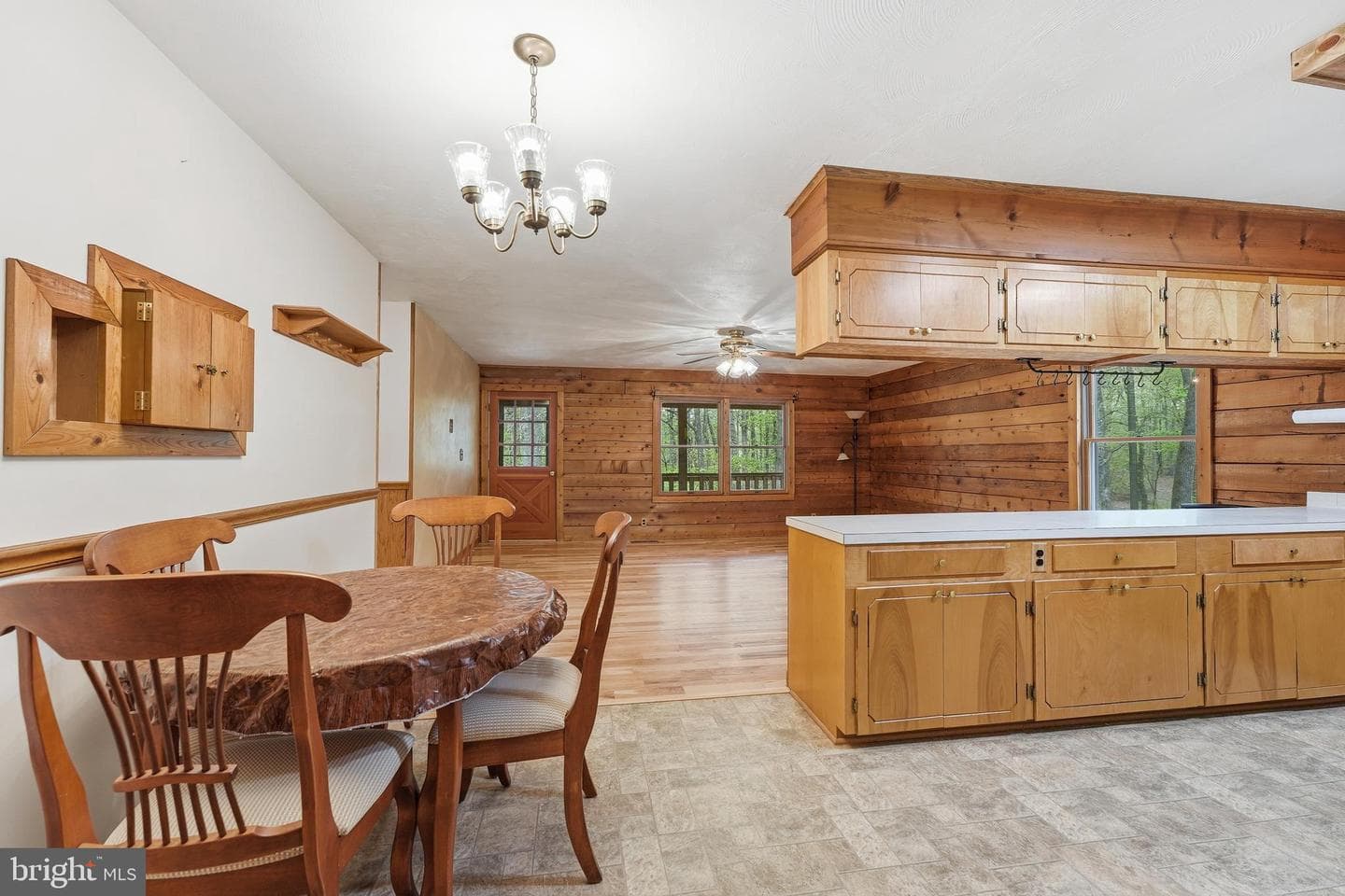 2123 Oak Park photo 8