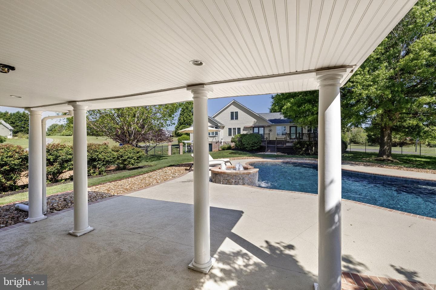 64 Rolling Green Lane photo 13