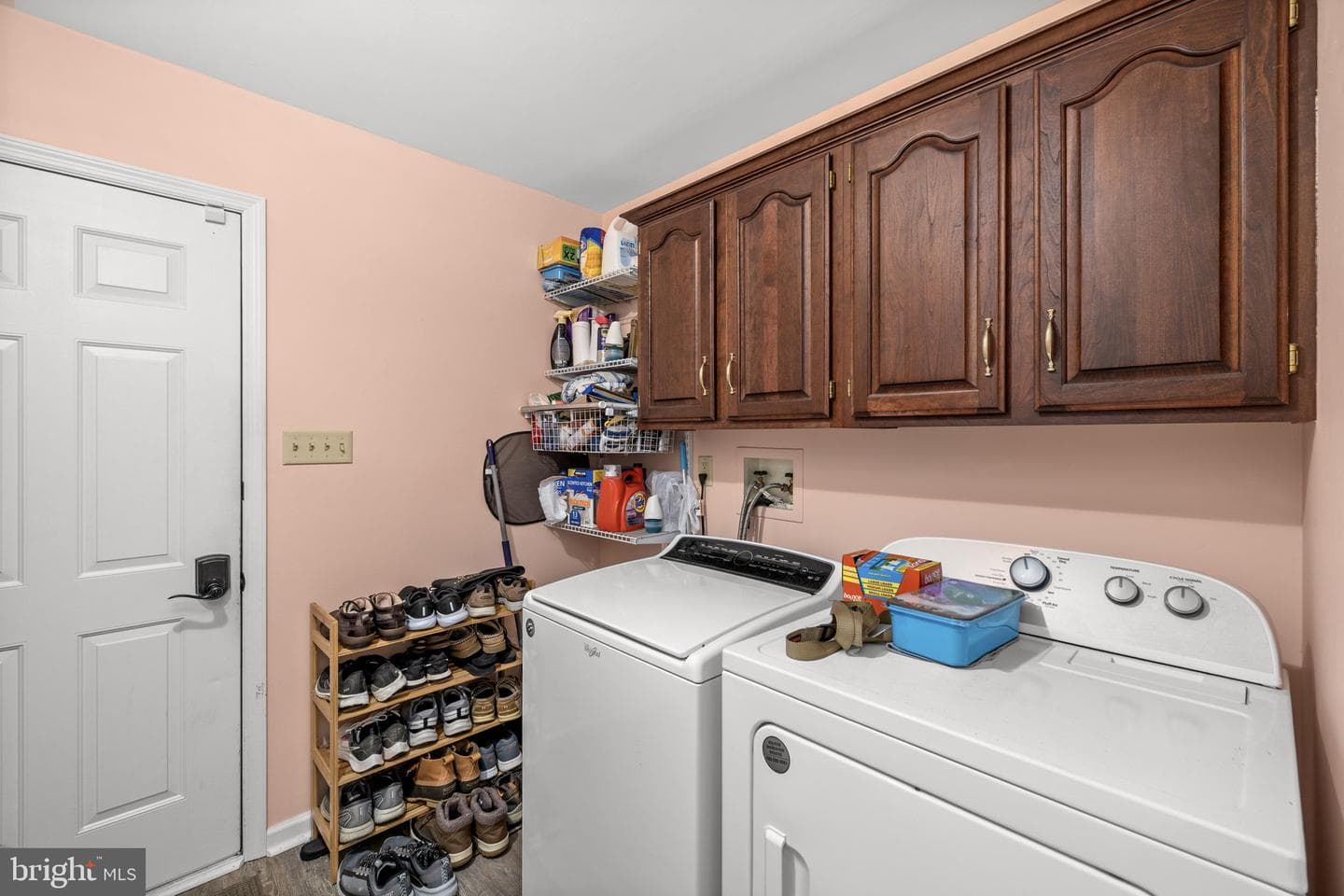 64 Rolling Green Lane photo 32